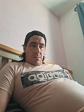 Jizzma13 Adlı Modelin Web Kamerası Şovu