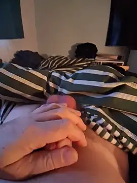 Jizzma13 Show Webcam