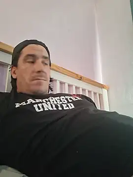 Jizzma13's Live XXX Chat
