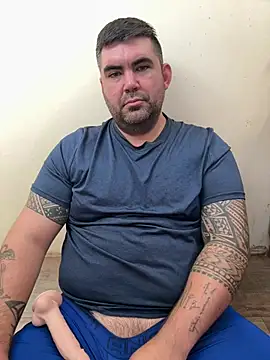 bichubbyguy's Webcam Show