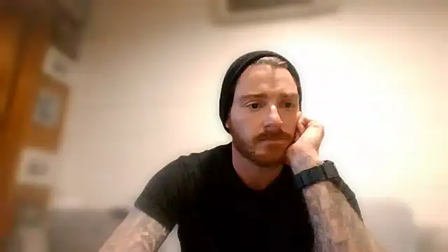 Fit_boi webkamerás műsora