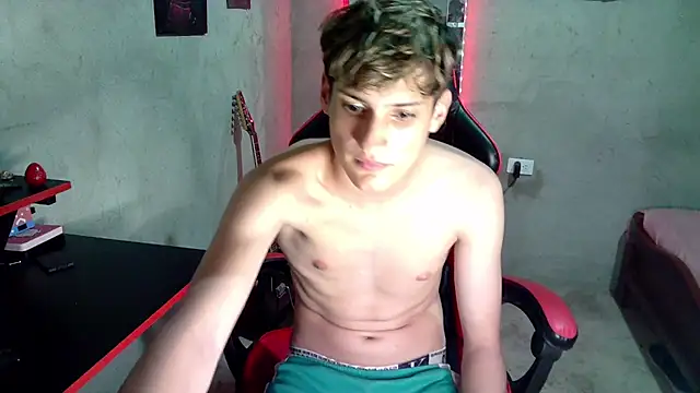 flaquito_junior Webcamshow