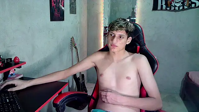flaquito_junior Webcam Show
