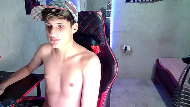 flaquito_junior Show in webcam