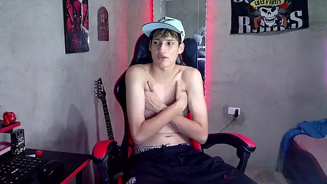 flaquito_junior's Webcam Show