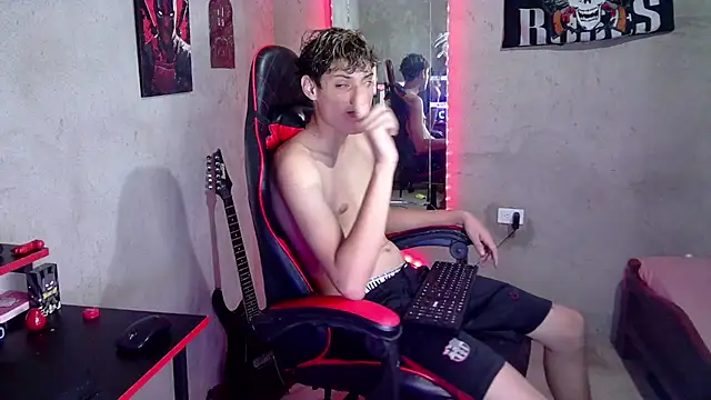 flaquito_juniorn Webbikameraesitys