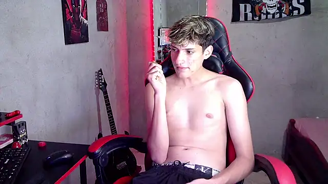 flaquito_junior Webcamshow