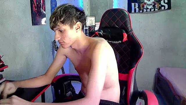 flaquito_junior's Webcam Show