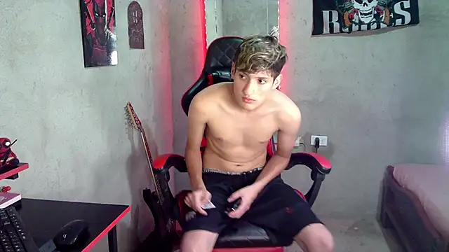 flaquito_junior – webcam-show