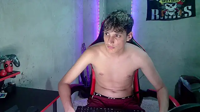 flaquito_junior Show in webcam