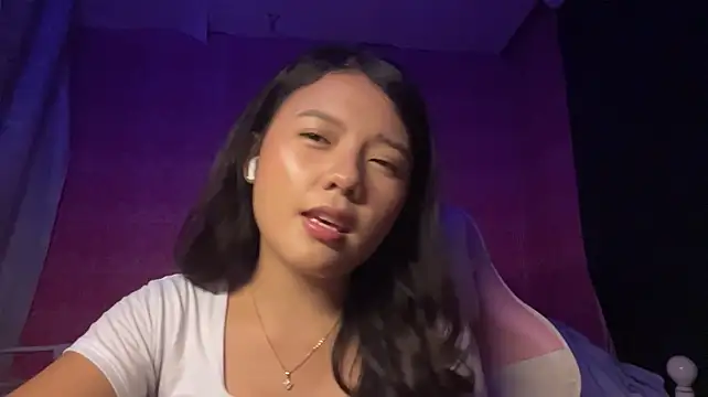 RubyAmour Pertunjukan Webcam