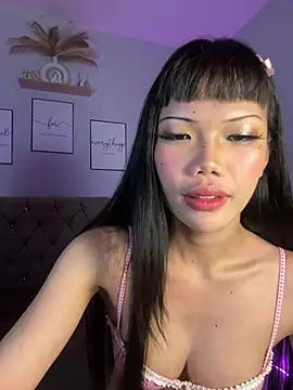 StarLovee Adlı Modelin Web Kamerası Şovu