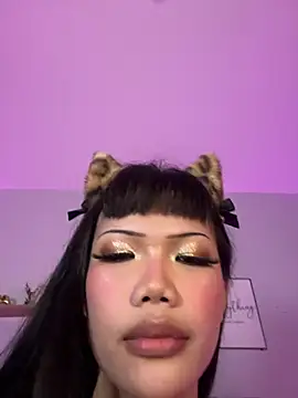 הופעת וובקאם של StarLovee