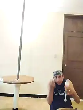 hotvice22 Show in webcam