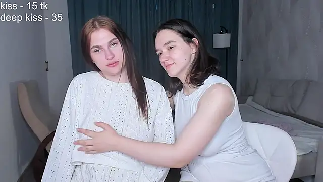 RebecaHugi Webcam show