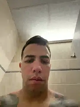 Show de Gokusoldier na webcam