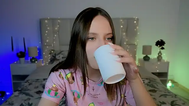 Cornelia_kitty লাইভ XXX চ্যাট