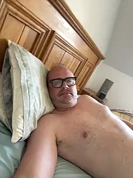andyjxx Show in webcam