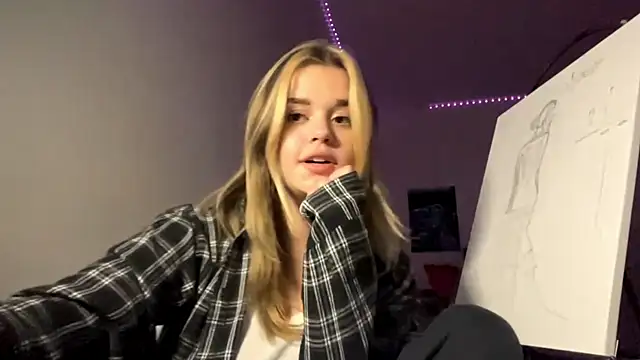 MiaRoika's Live XXX Chat