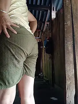 XXX chat uživo modela lizasquirt102