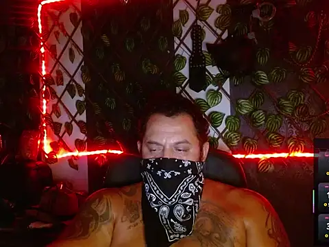 mr_wolf46 Шоу с уебкамера