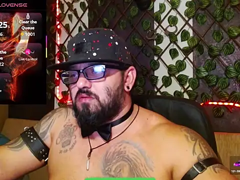 mr_wolf46 Show Webcam