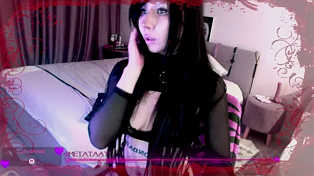 XXX chat uživo modela metatat