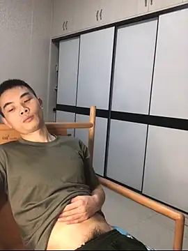 gutou001 在線直播表演