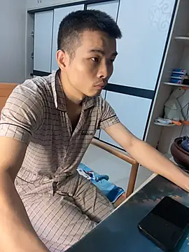 gutou001 Show Webcam
