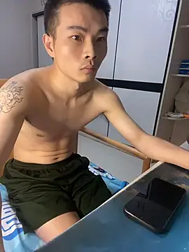 gutou001 在線直播表演