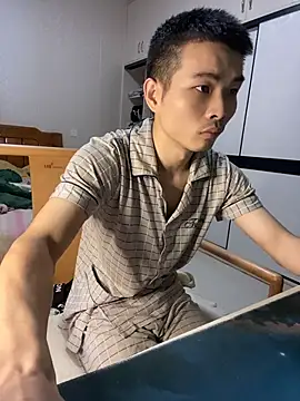 gutou001 Show in webcam