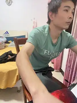 gutou001 在線直播表演