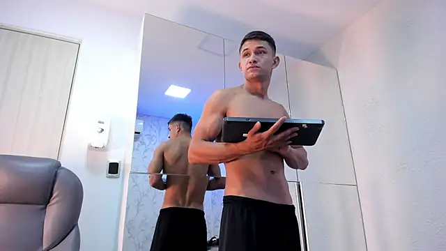 Show de Simon_Axe na webcam