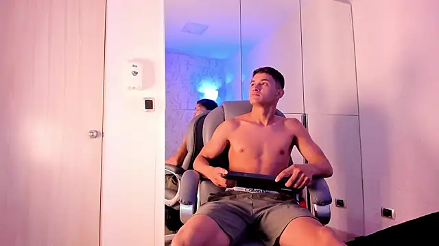 Show de Simon_Axe na webcam