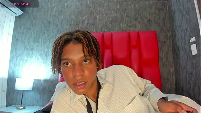 הופעת וובקאם של luccas_lowee