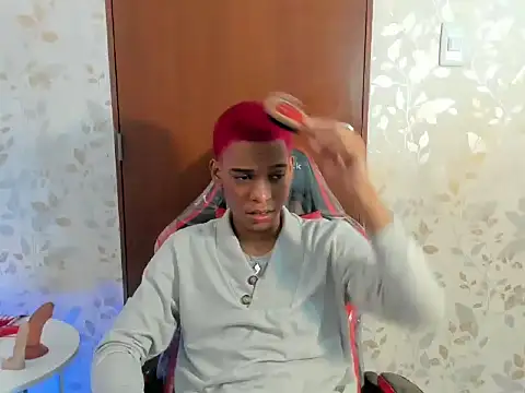 luccas_lowee Webcamshow
