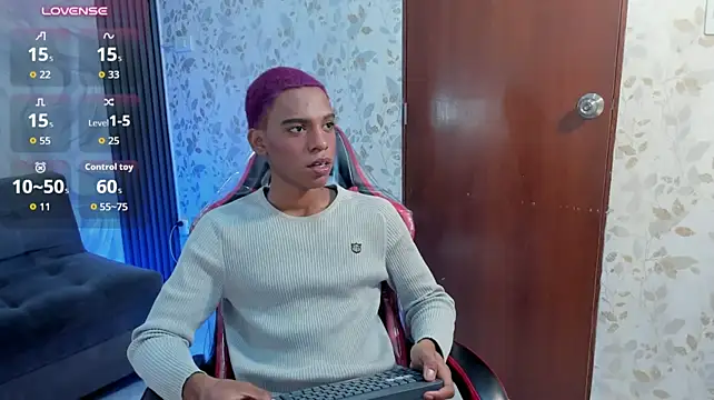 luccas_lowee webcam show