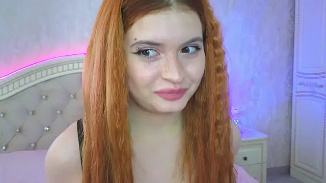 ElarisCrowe's Webcam Show