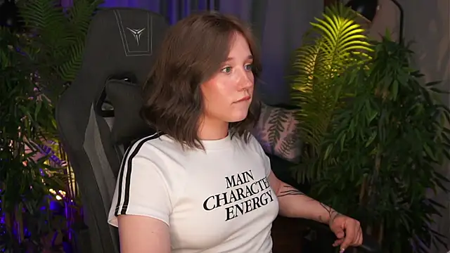 AliceTrentonn Webbikameraesitys
