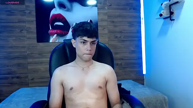 ivan_cooper Webcam Show