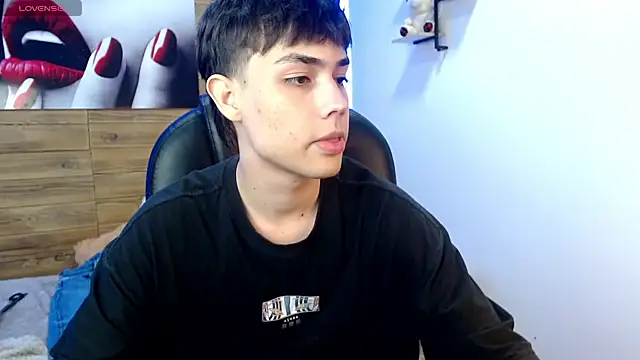 Show modela ivan_cooper na web-kameri