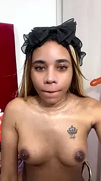 Chatroom XXX en direct de roxana_cartagena