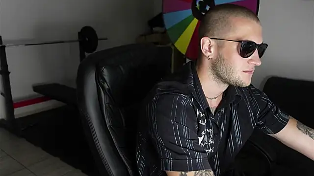 Show de Igor_Wilde na webcam