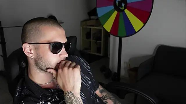 Вебкам-шоу Igor_Wilde