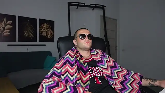 Show modela Igor_Wilde na web-kameri