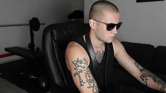 Show de Igor_Wilde na webcam