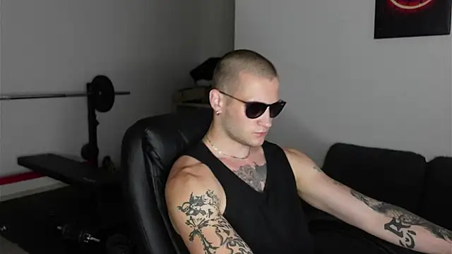 Вебкам-шоу Igor_Wilde