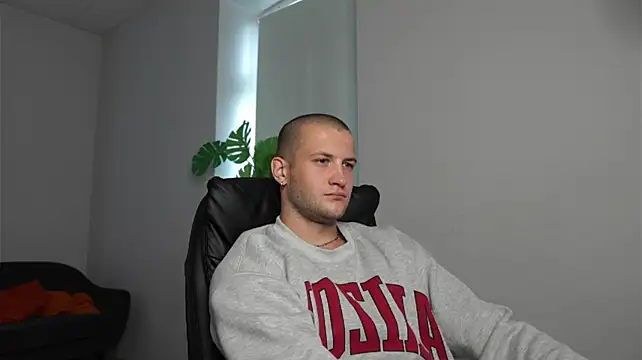 Show modela Igor_Wilde na web-kameri