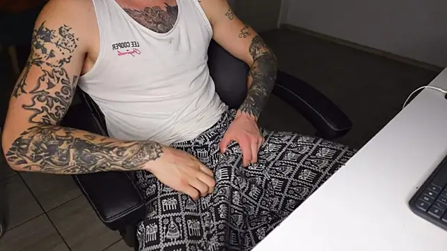 Show modela Igor_Wilde na web-kameri