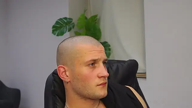 Igor_Wilden Webbikameraesitys